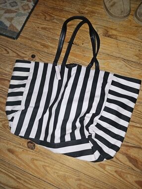 Black & White Striped Tote Bag Vs Y2k Nwt